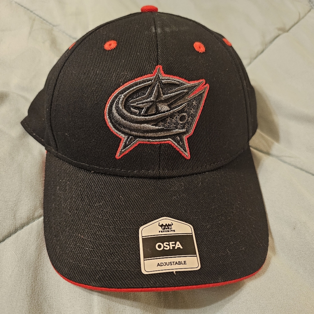 NWT Columbus Blue Jackets Adjustable Cap.